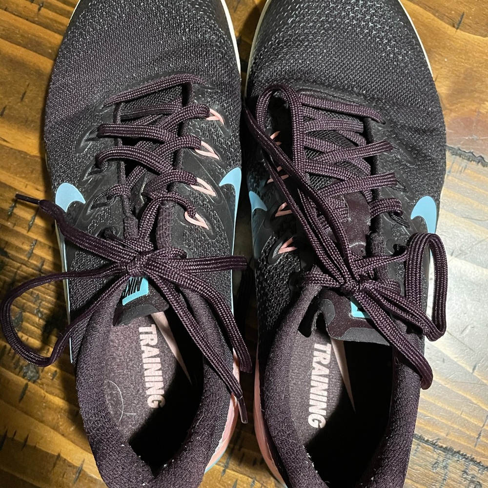 Women’s Nike Metcon 4